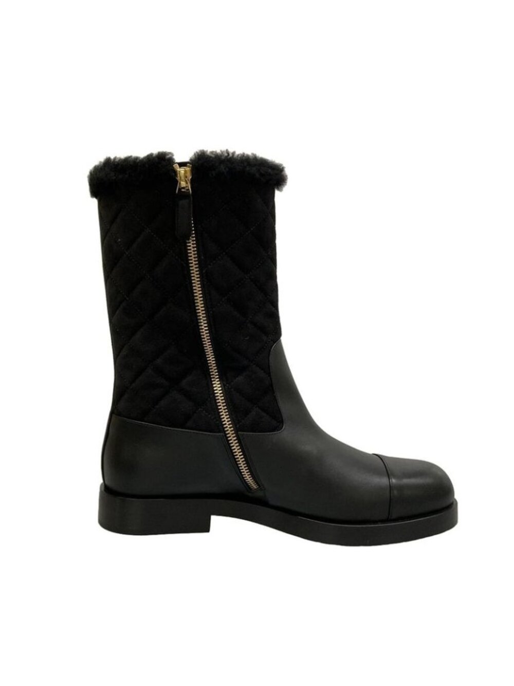 Chanel Boots 38.5 C Black Quilted Gold Leather - Picture 2 of 14